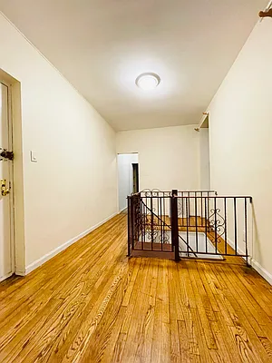 Rented by Compass | media 12