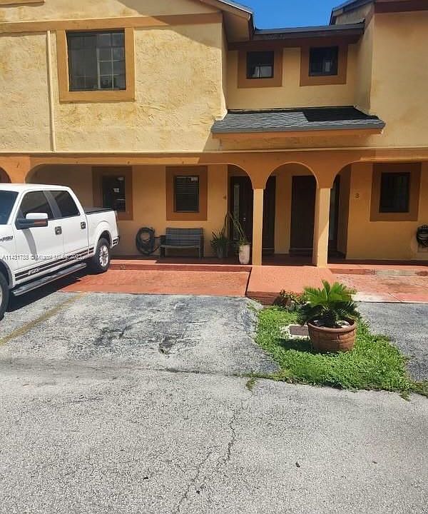 1st image of 1405 SW 122nd Ave APT 4-13