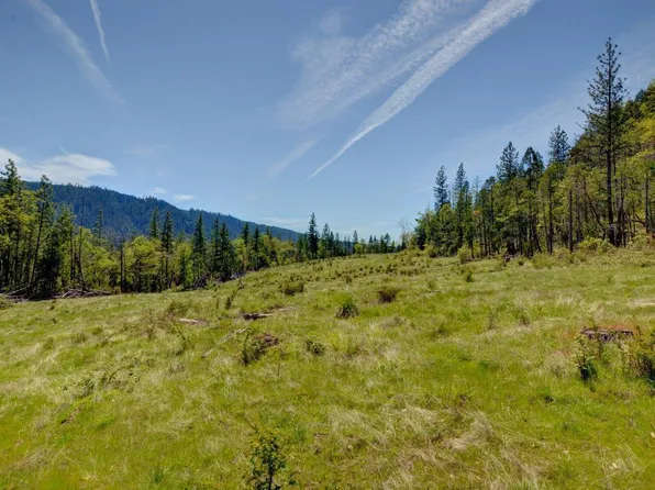 40999 Highway 62, Prospect, OR 97536