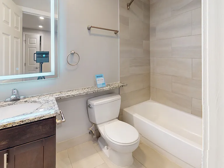 Garrison Square — Photo 55