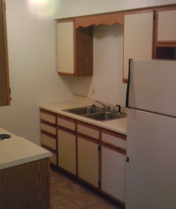 2nd image of 1304 E McDaniel St APT 1
