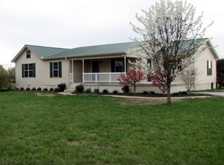 3797 Summitville Rd, Manchester, TN 37355