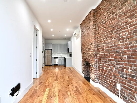 2nd image of 28 E 130th St APT 3F