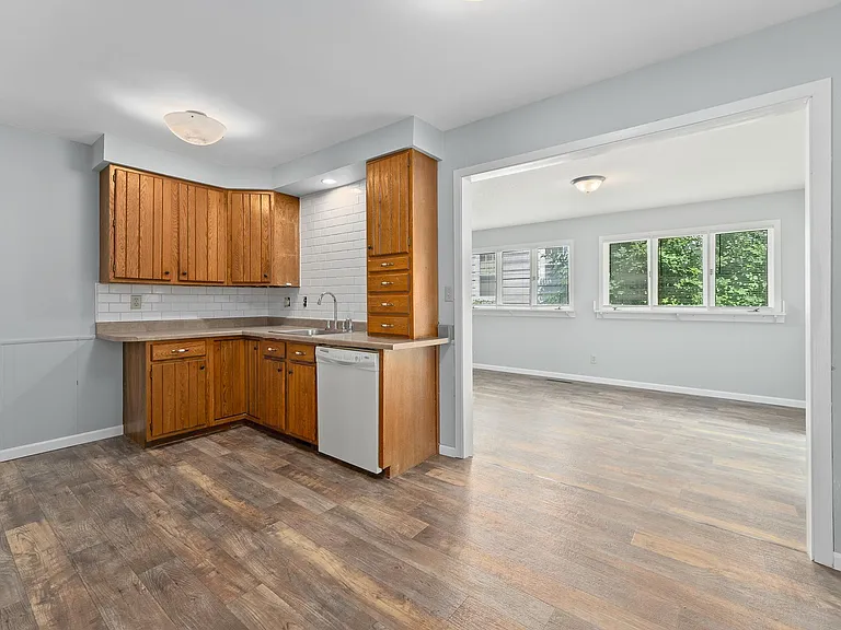 1110 S Main Ave #1MAIN — Photo 1