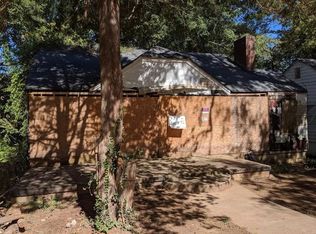1257 Gus Thornhill Jr Dr, East Pt, GA 30344