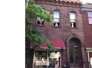 304 N 5th St, Reading, PA 19601