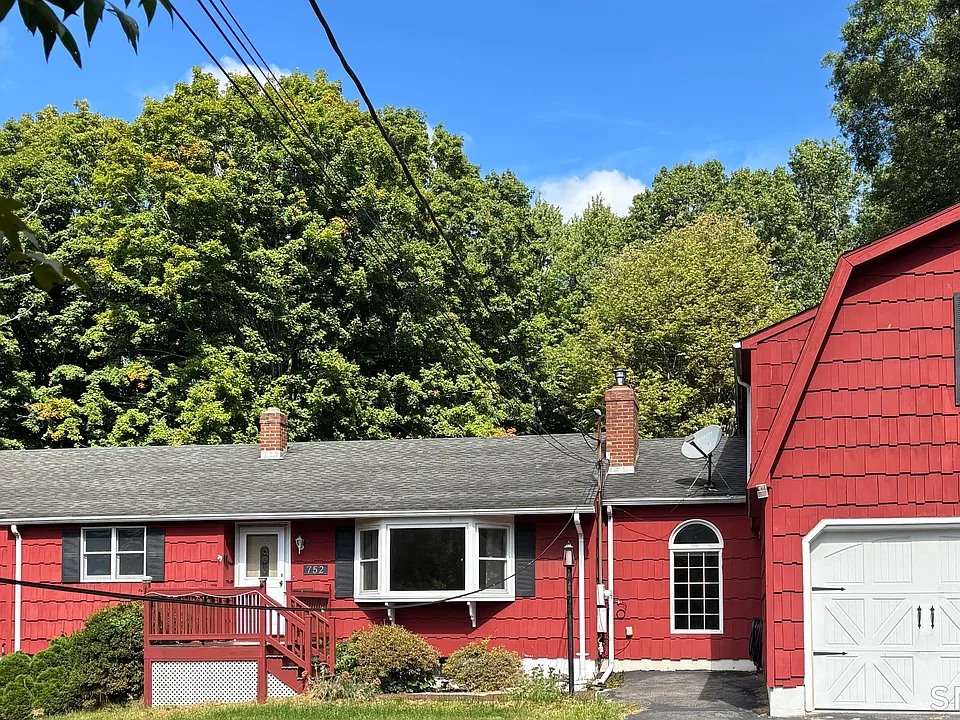 752 New Haven Ave