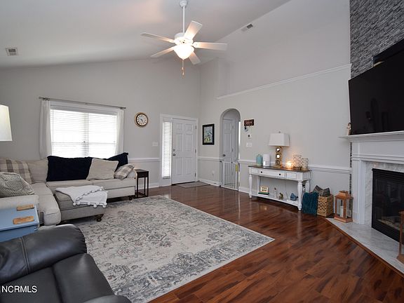5th image of 3405 Saybrook Court