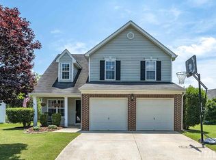 209 Valley Glen Dr, Morrisville, NC 27560