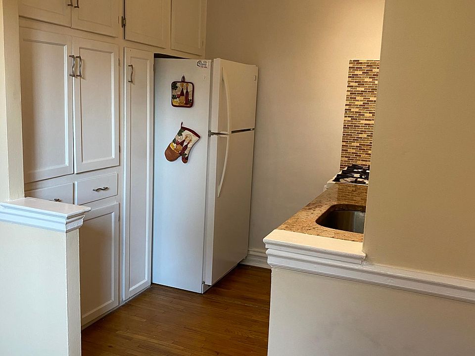 17 Gaynor Ave APT 3D, Manhasset, NY 11030 Zillow