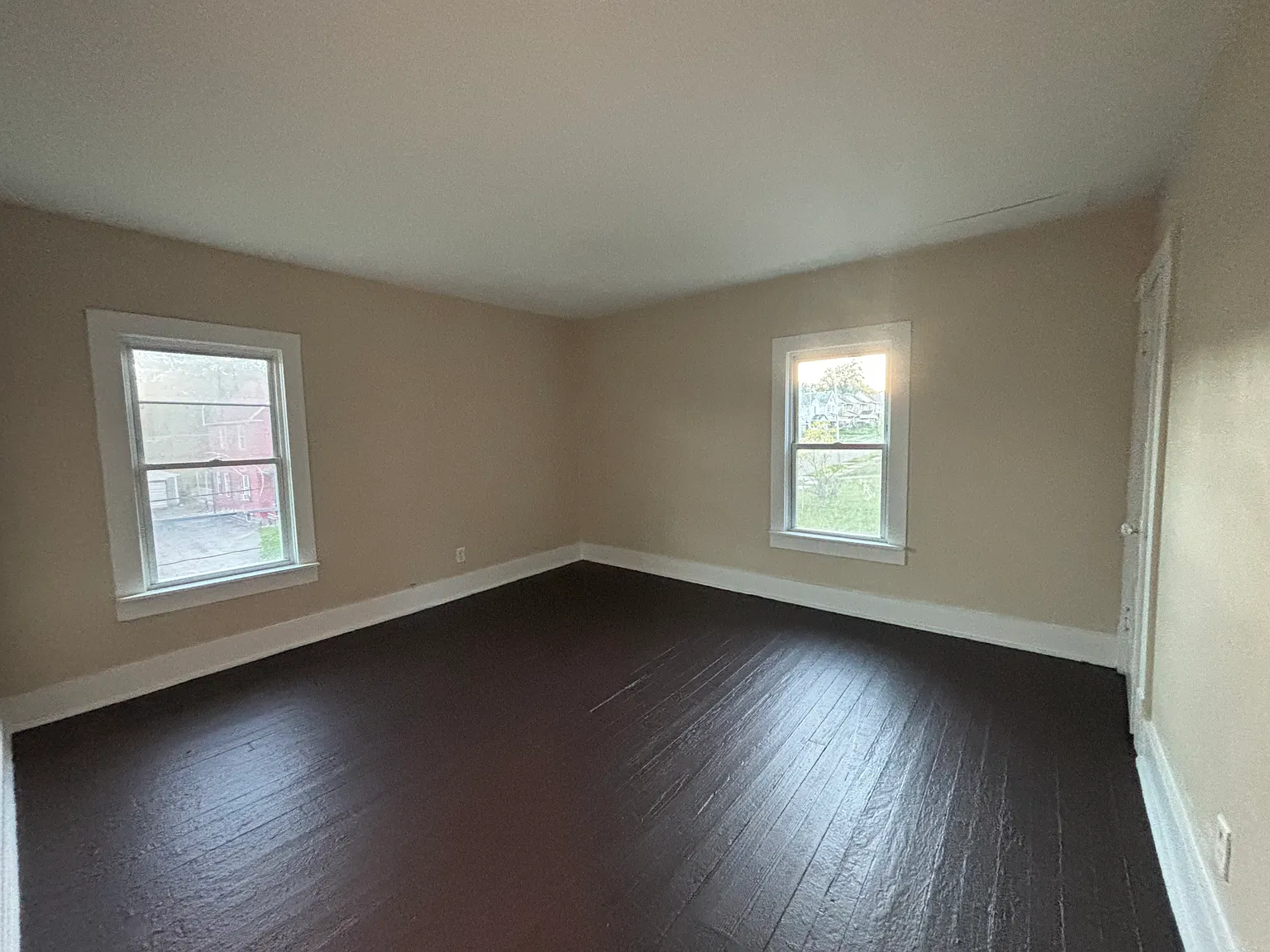 2 bed, 1080 sqft, $900 — Photo 3