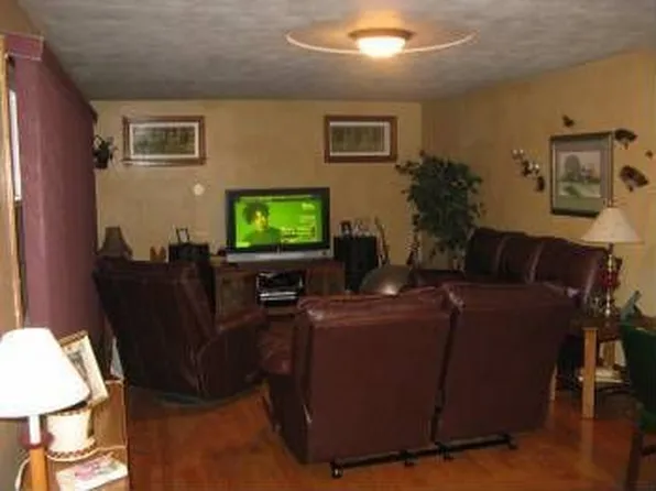 37 Bryden St, Pittston Township, PA 18640