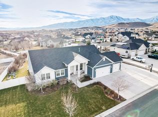 2098 E Elkhorn Rd, Eagle Mountain, UT 84005