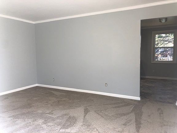 3rd image of 205 Ambrose Dr