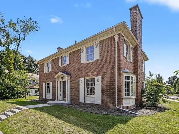 919 Riverside Dr, South Bend, IN 46616