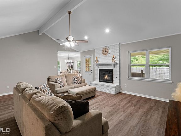 5th image of 914 Edgefield Dr