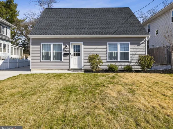 228 Queen St, Woodbury, NJ 08096