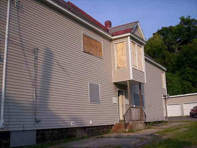 2nd image of 1764 CARRIE Street