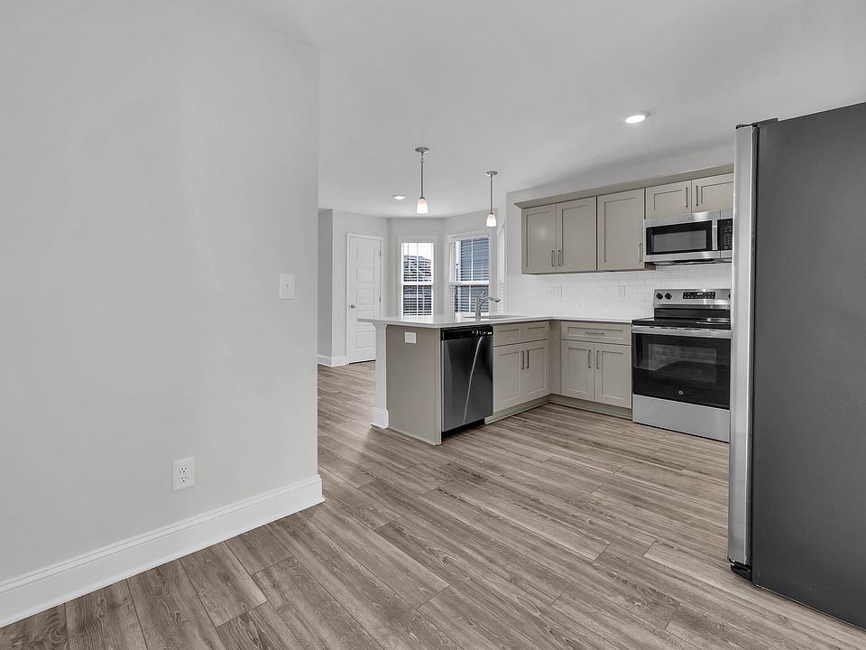 1st image of 229 Limestone Point Dr