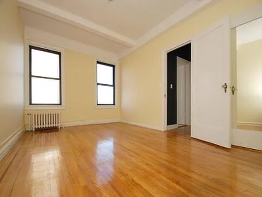 Rented by Buchbinder & Warren | media 30