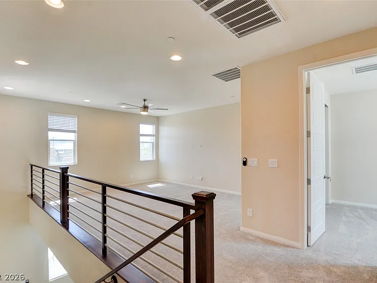 141 Neverland Ave — Photo 14