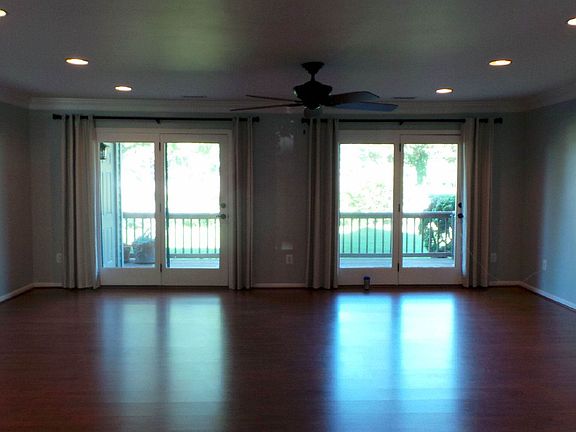 Living Rm