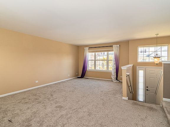 4th image of 24646 W George Washington Dr