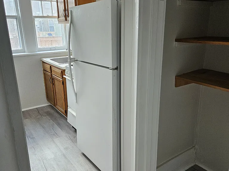 178-180 Meigs St #14 — Photo 4