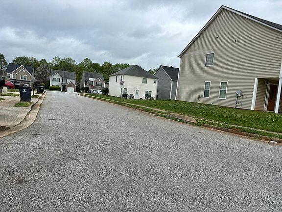 5th image of 7403 Garnet Dr