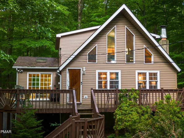 105 Flo Ct, Pocono Lake, PA 18347