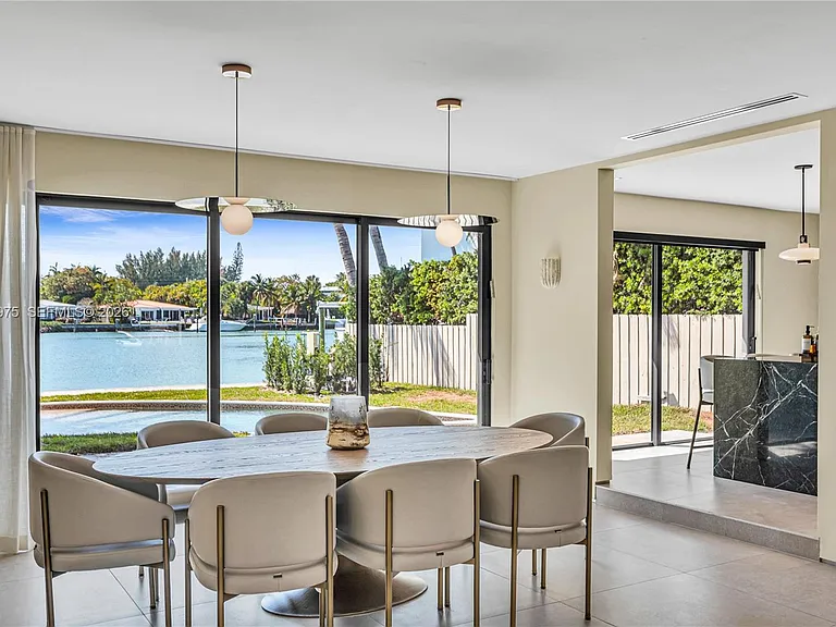 1170 S Biscayne Point Rd — Photo 13