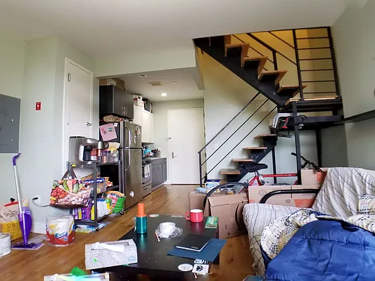 Rented by Rentall Group Inc | media 28