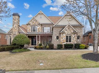 2302 Walkers Glen Ln, Buford, GA 30519