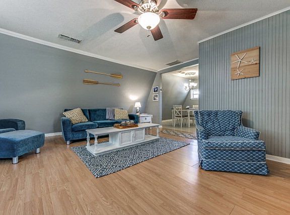 3rd image of 183 Ocean Dr