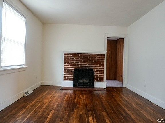 5th image of 2601 Byron St