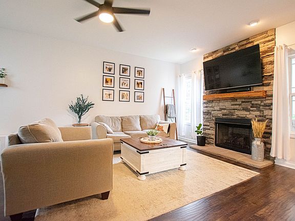 5th image of 1155 Belvoir Ln