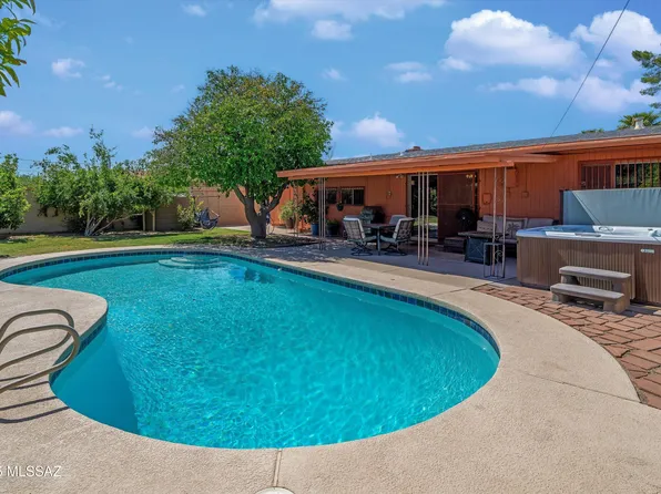 8322 E Koralee Pl, Tucson, AZ 85710