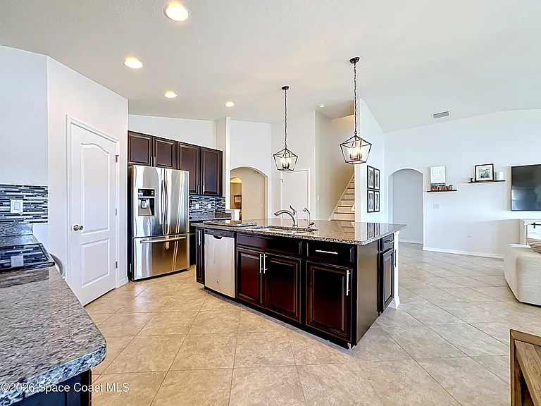 12033 Grand Kempston Dr — Photo 14