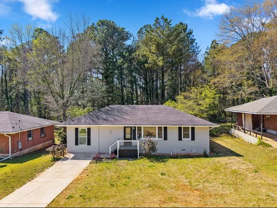 1703 Derrill Dr