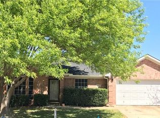 8009 Mourning Dove Dr, Arlington, TX 76002
