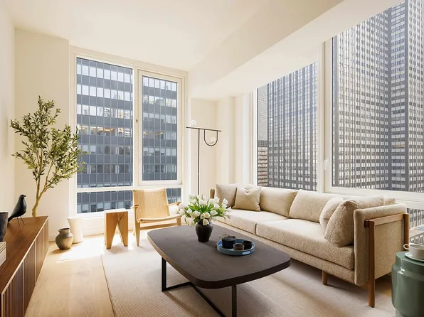 135 E 47th St #21F, New York, NY 10017