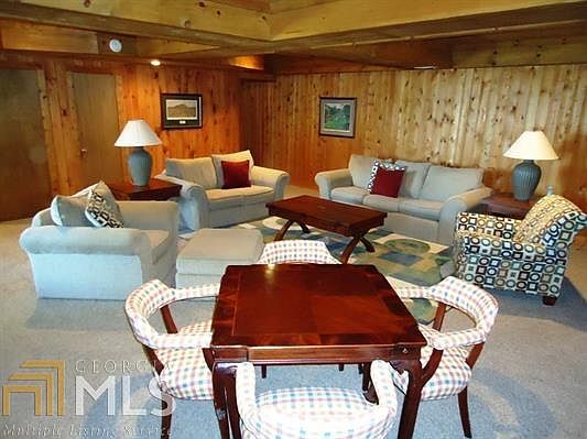 3rd image of 105 Horseshoe Ct #3B