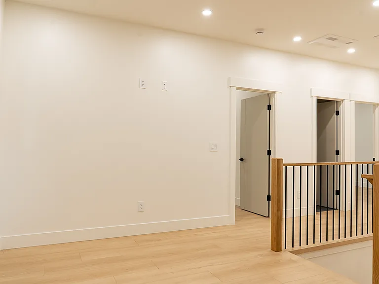 9029 Slater Ave NE — Photo 15