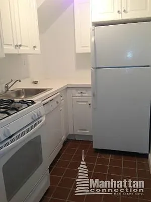 Rented by Manhattan Connection | media 23