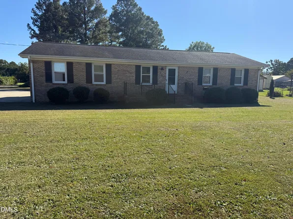 201 W B St, Erwin, NC 28339