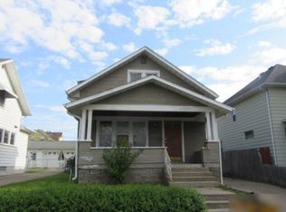 836 14th Ave S, Clinton, IA 52732
