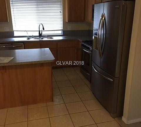 5th image of 120 Humphreys Peak Ct