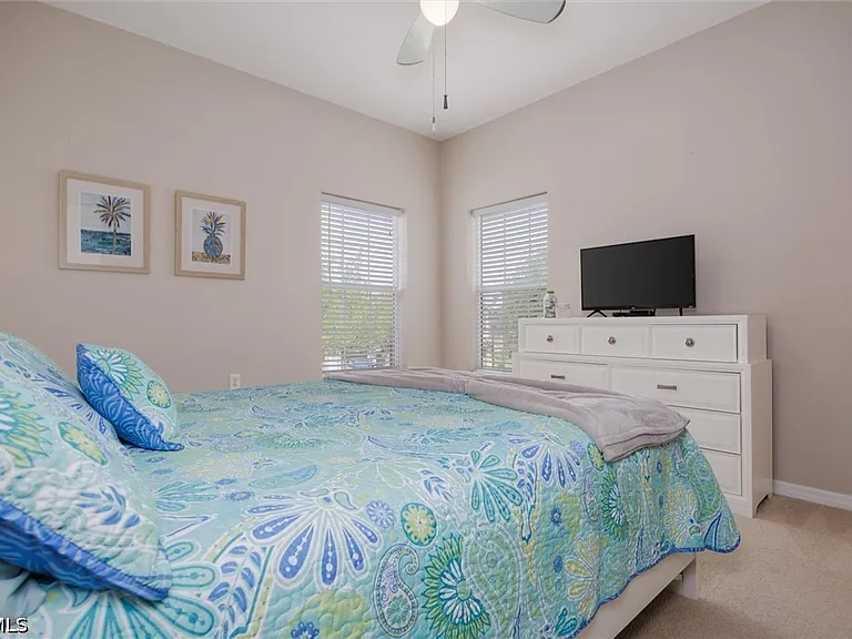 3240 Cottonwood Bnd #201 — Photo 21