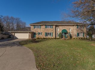 2415 E Raynell St, Springfield, MO 65804