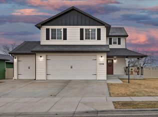 1206 Blackberry Way, Billings, MT 59106